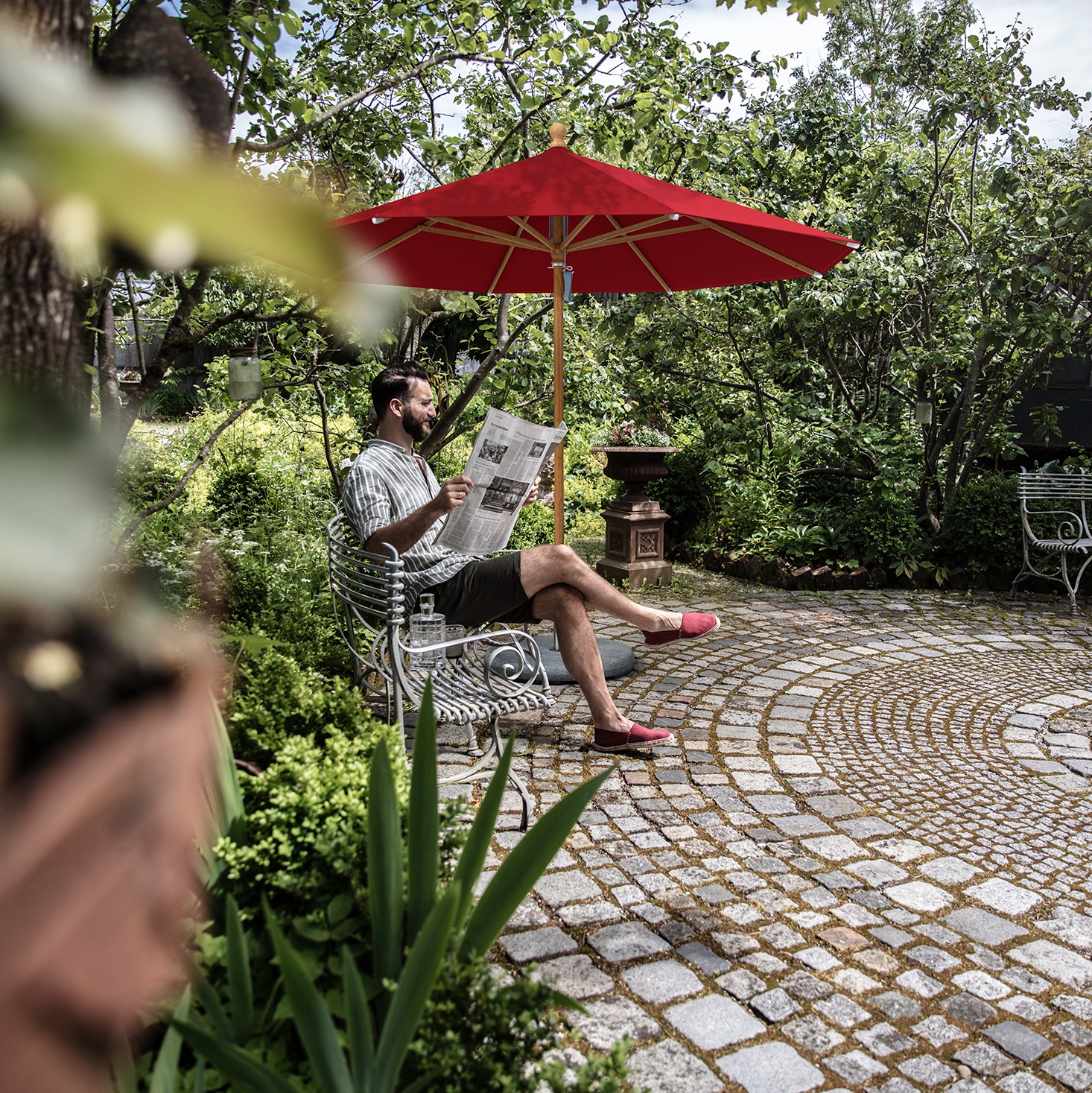 Glatz PIAZZINO parasol Eucalyptushout Ø 350 cm klasse 4 doek 436 Wine - Afbeelding 2